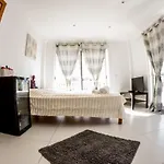 Perla Seven Apartments&Rooms